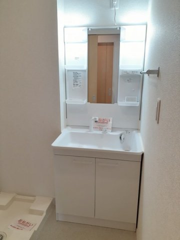 洗面設備　忙しい朝には欠かせない洗面所です