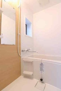 バス・シャワールーム　別部屋参考写真となります