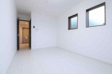 居室・リビング　別部屋参考写真となります