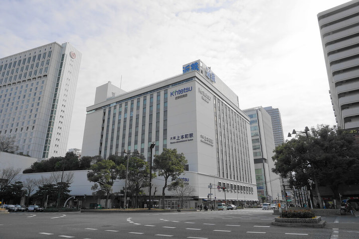 ショッピングセンター　近鉄百貨店上本町店（ショッピングセンター）まで652m