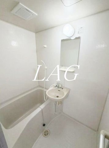 バス・シャワールーム　お風呂です。