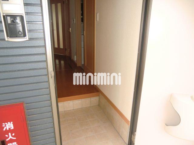 玄関　ＴＶモニターホンを完備した玄関スペースです