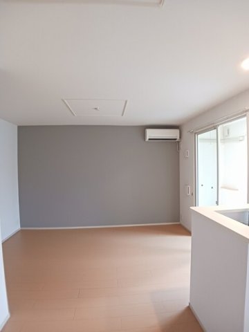 居室・リビング　居間です