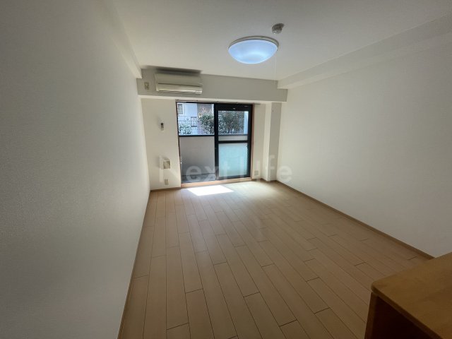 居室・リビング　フォンテーヌ