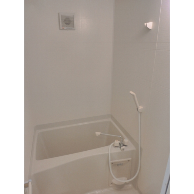 バス・シャワールーム　バスルーム