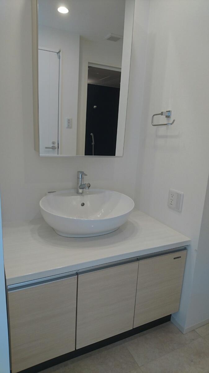 洗面設備　トゥレーヌ北花田　ホテル仕様の洗面台