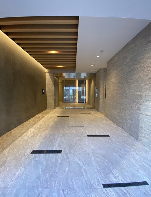 エントランス　エントランス