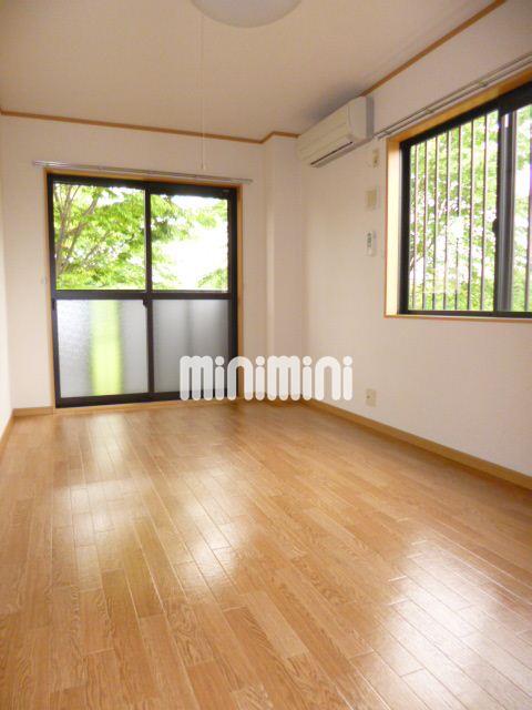 その他部屋・スペース　２方向に窓があり風通しも良好です。