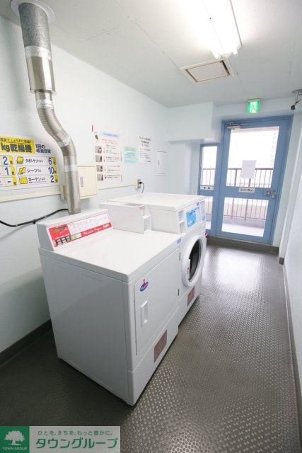 その他　コインランドリー