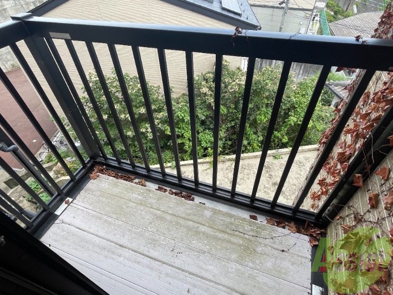 バルコニー　バルコニーがあるので洗濯物は外に干せそうですね～