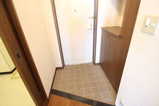 玄関　※別室の写真です