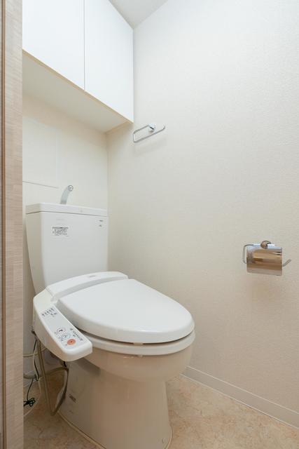 トイレ　※写真は同タイプ住戸です。