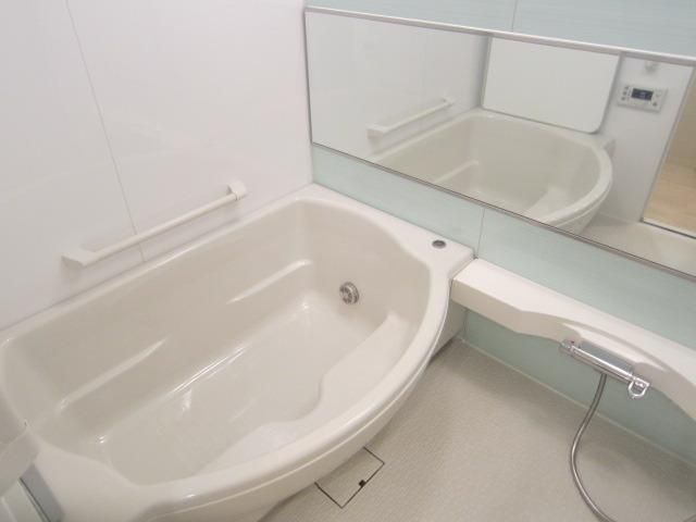 バス・シャワールーム　★おしゃれなお風呂場です★