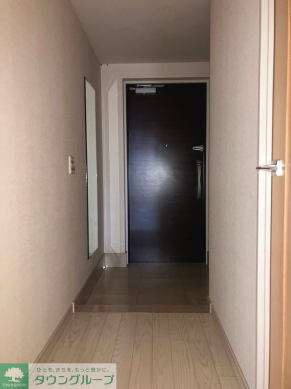玄関　★お問い合わせはタウンハウジングまで★