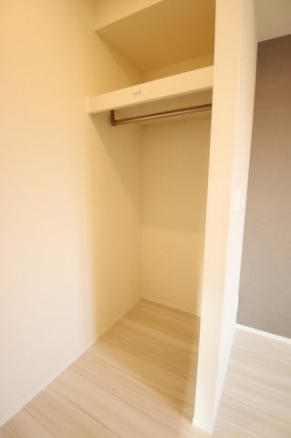 収納　ワンステップクローゼット