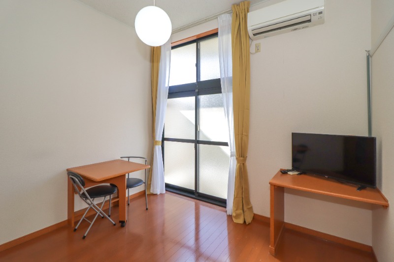 居室・リビング　図面と現状に相違がある場合には現状を優先