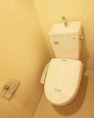 トイレ　写真は同タイプ住居です。