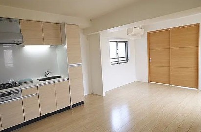 居室・リビング　写真は同タイプ住居です。