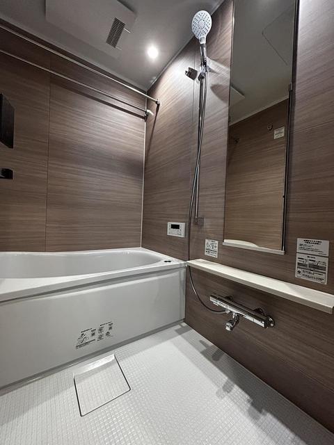 バス・シャワールーム　※写真は同タイプ住戸です。?