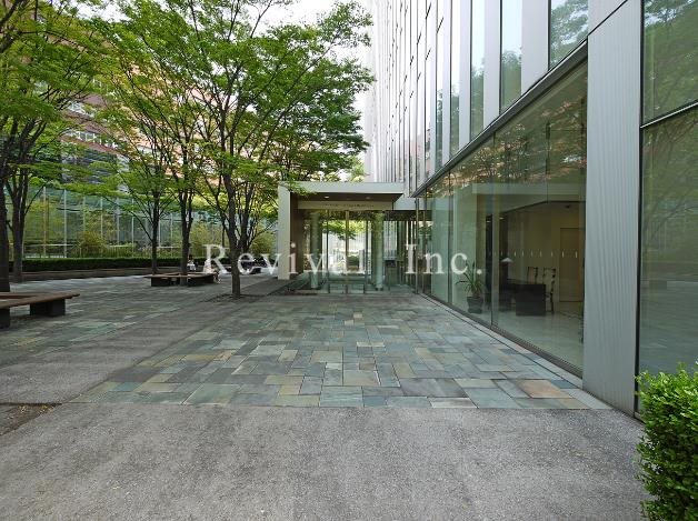 エントランス　ホテルライクな生活をこの機会にぜひ