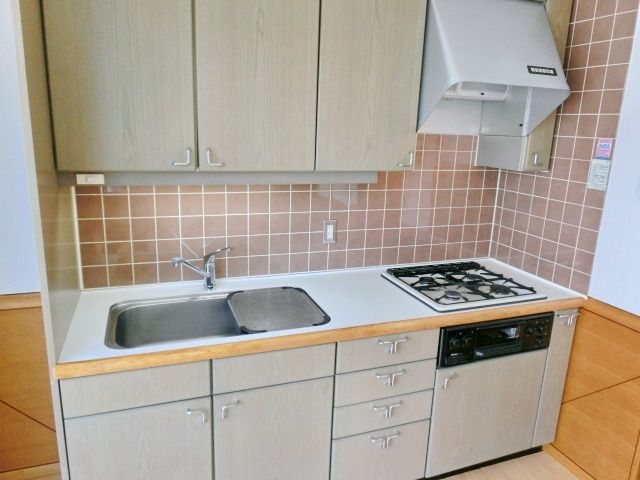 キッチン　★お料理のはかどるガスコンロシステムキッチン★