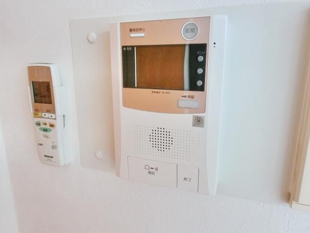 セキュリティ　★モニター付きドアホンでセキュリティ対策★