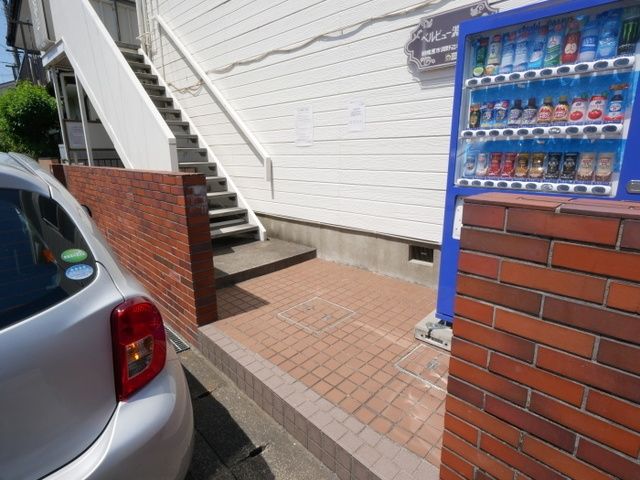 エントランス　★建物入口です★