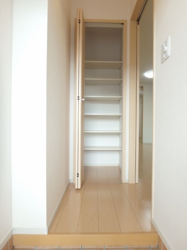 玄関　図面と現状に相違がある場合には現状を優先