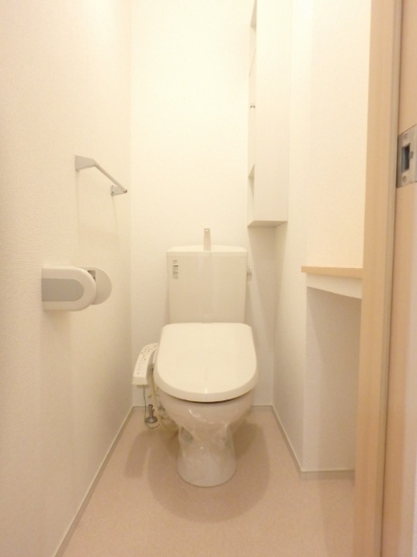 トイレ　図面と現状に相違がある場合には現状を優先