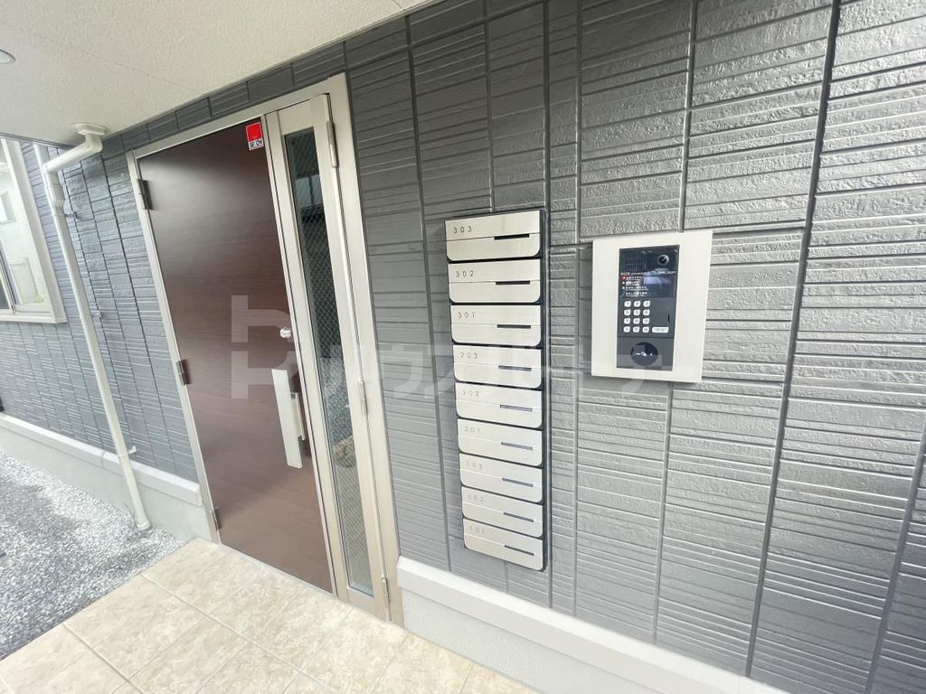 エントランス　エントランス