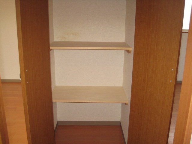 収納　レージュ庄内通