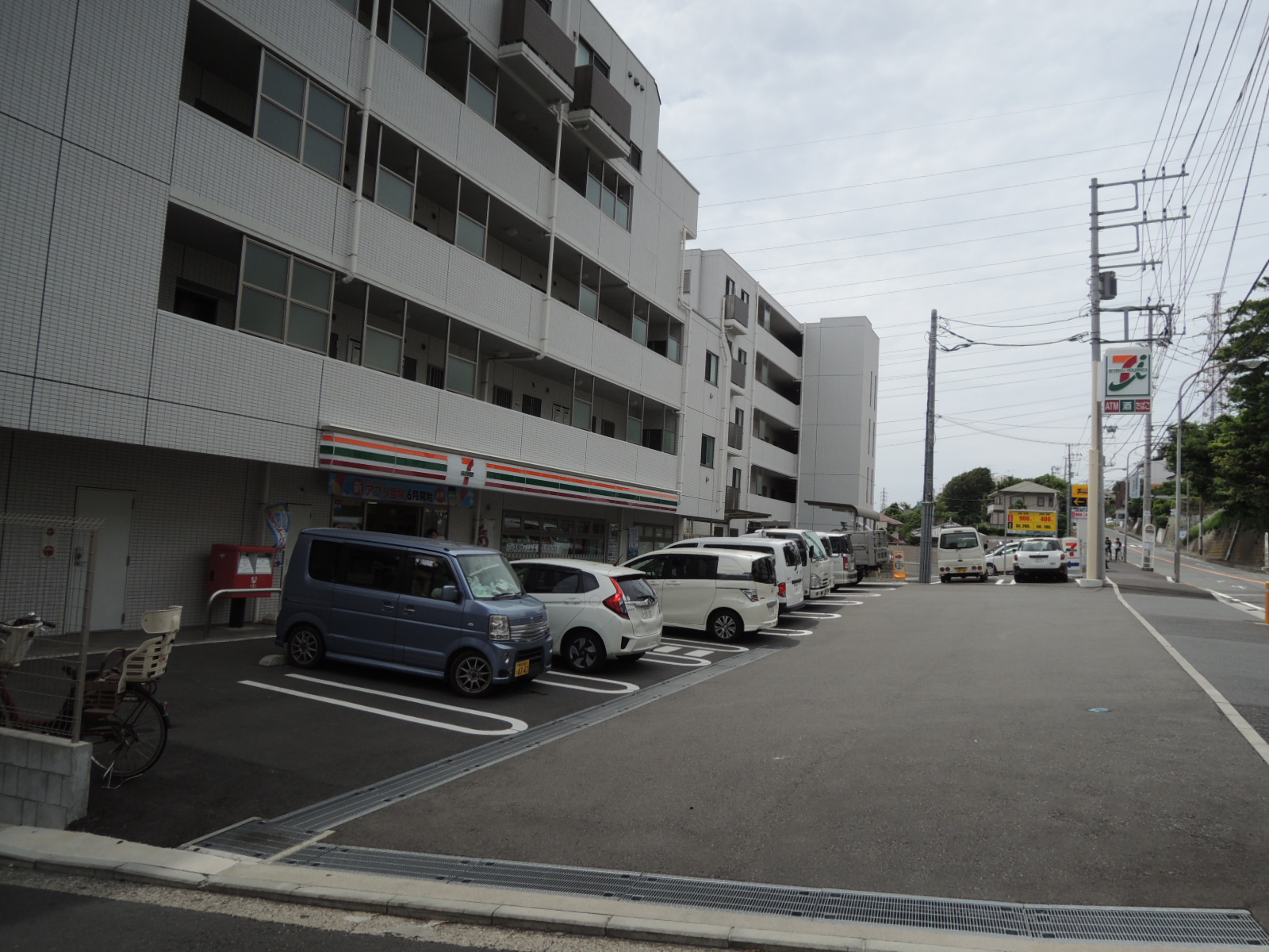 コンビニ　セブンイレブン横浜大口駅南店（コンビニ）まで167m