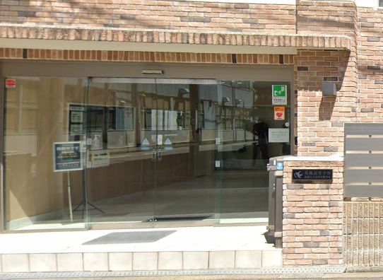 高校・高専　英風高校（高校・高専）まで394m