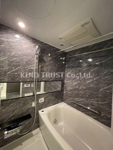 バス・シャワールーム　ゆったり過ごせるお風呂です