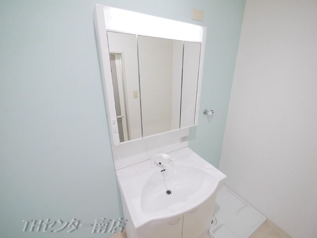 洗面設備　同物件別部屋写真