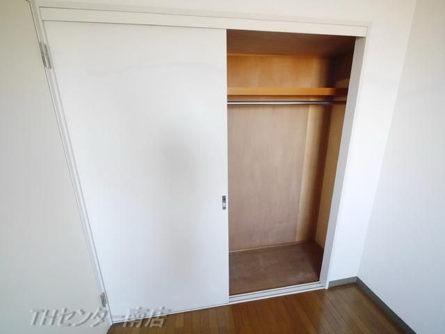 収納　同物件別部屋写真
