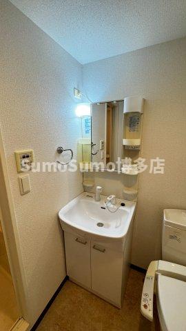 洗面設備　洗面所です