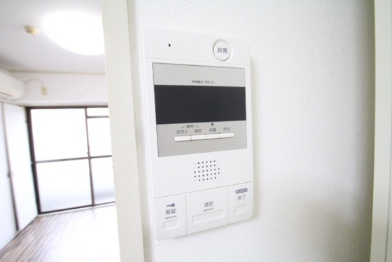 セキュリティ　※別号室の写真です。