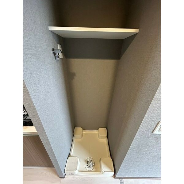 収納　洗濯機置き場