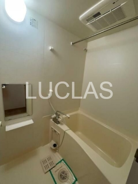 バス・シャワールーム　浴室も付いており、日々の疲れを癒します♪