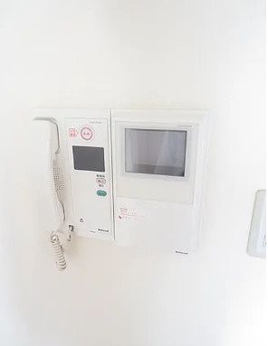 セキュリティ　写真は同タイプ住居です。