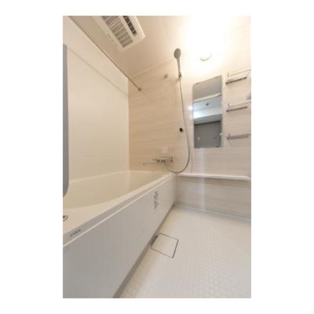 バス・シャワールーム　※写真は同タイプ住戸です。