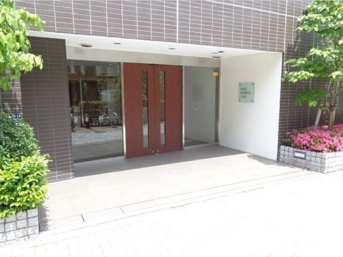 エントランス　建物の内部です