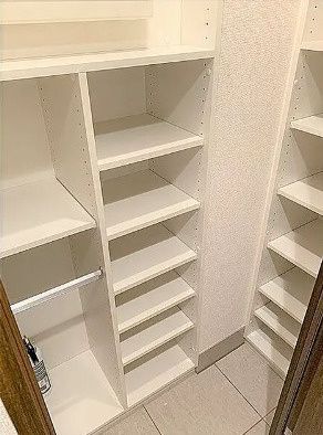 玄関　写真は同タイプ住居です