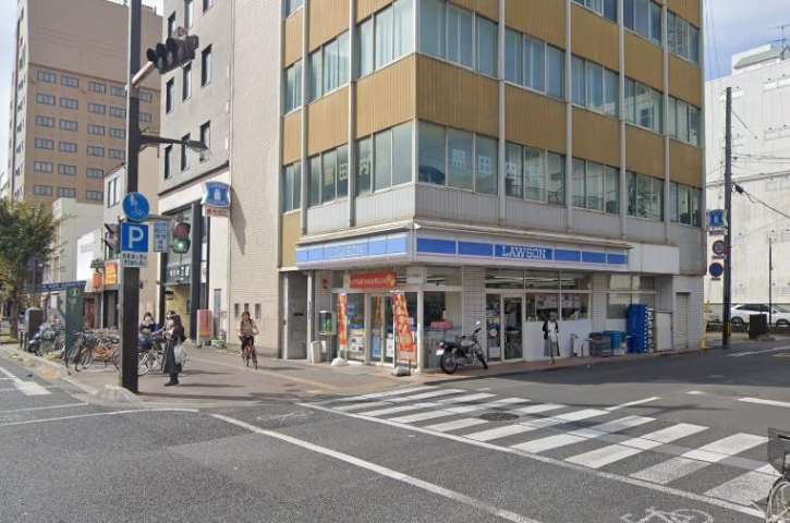 コンビニ　ローソン 岡山中央店（コンビニ）まで300m