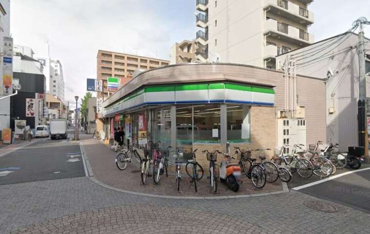 コンビニ　ファミリーマート 岡山柳町店（コンビニ）まで465m