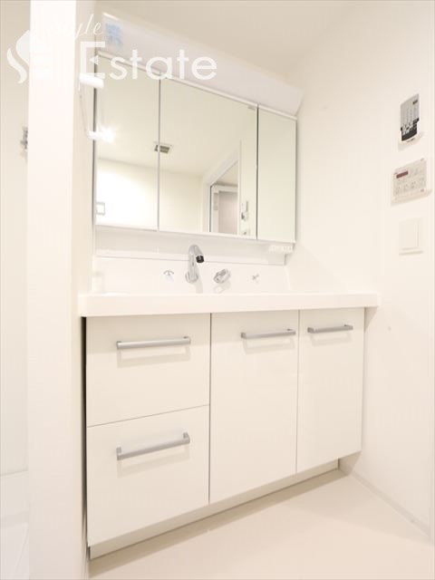 洗面設備　独立洗面化粧台