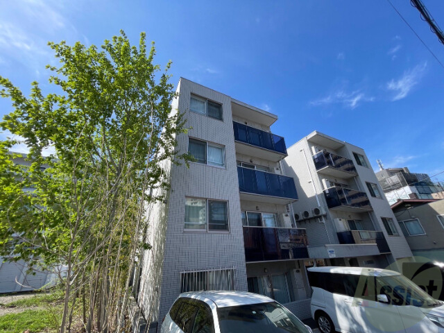 建物外観　札幌市中央区宮の森１条「グラフローレ」