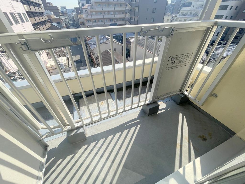 バルコニー　バルコニー