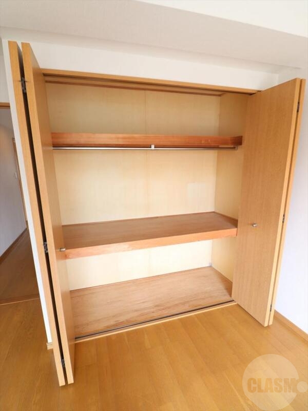 収納　クローゼット